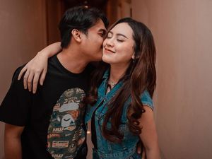 Happy Asmara dan Gilga Sahid Banjir Ucapan Selamat Usai Disebut Resmi Nikah Happy Asmara dan Gilga Sahid Banjir Ucapan Selamat Usai Disebut Resmi Nikah
