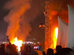 Provokator Aksi Pembakaran Konser Ricuh Tangerang Terancam 7 Tahun Bui Provokator Aksi Pembakaran Konser Ricuh Tangerang Terancam 7 Tahun Bui
