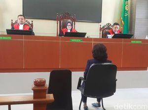 Anak Gugat Ibu Kandung gegara Warisan Ayah di Karawang Anak Gugat Ibu Kandung gegara Warisan Ayah di Karawang