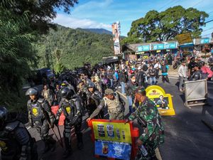 Pj Bupati Bogor Asmawa: PKL di Puncak Direlokasi, Bukan Digusur