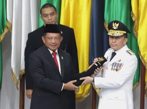 Dilantik Jadi Pj Gubsu, Agus Fatoni Siap Lanjutkan Roda Pemerintahan Dilantik Jadi Pj Gubsu, Agus Fatoni Siap Lanjutkan Roda Pemerintahan