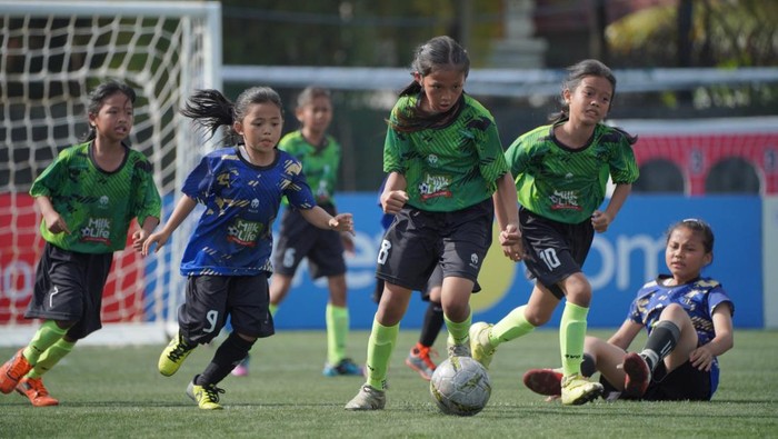 SDN 085 Ciumbuleuit memenangkan juara Kategori Usia (KU) 10, diikuti SDN 043 Cimuncang C yang keluar sebagai pemenang di KU 12. Ajang ini berlangsung di Progresif Sport Centre, Bandung, Minggu (23/6/2024).