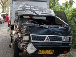 Kecelakaan Beruntun Truk, Mobil Boks dan Motor di Karangdowo Klaten