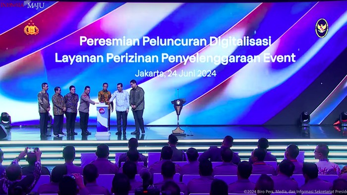 Presiden Joko Widodo (Jokowi) meresmikan peluncuran digitalisasi layanan perizinan penyelenggaraan event (YouTube Setpres) Presiden Joko Widodo (Jokowi) meresmikan peluncuran digitalisasi layanan perizinan penyelenggaraan event (YouTube Setpres)