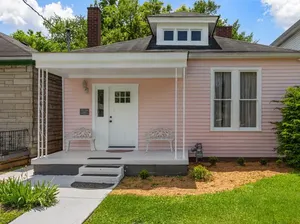 Rumah Pink Tempat Masa Kecil Legenda Tinju Muhammad Ali Dijual Rp 24,6 M Rumah Pink Tempat Masa Kecil Legenda Tinju Muhammad Ali Dijual Rp 24,6 M