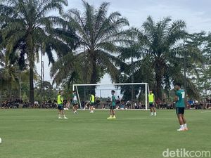 PSS Gelar Latihan Perdana, Ada Eks Kapten RANS FC Paulo Sitanggang PSS Gelar Latihan Perdana, Ada Eks Kapten RANS FC Paulo Sitanggang