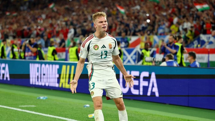 Soccer Football - Euro 2024 - Group A - Scotland v Hungary - Stuttgart Arena, Stuttgart, Germany - June 23, 2024 Hungarys Andras Schafer celebrates after the match REUTERS/Leonhard Simon
