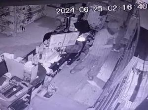 Minimarket di Palembang Dibobol Maling, Ratusan Rokok-Uang di ATM Digasak