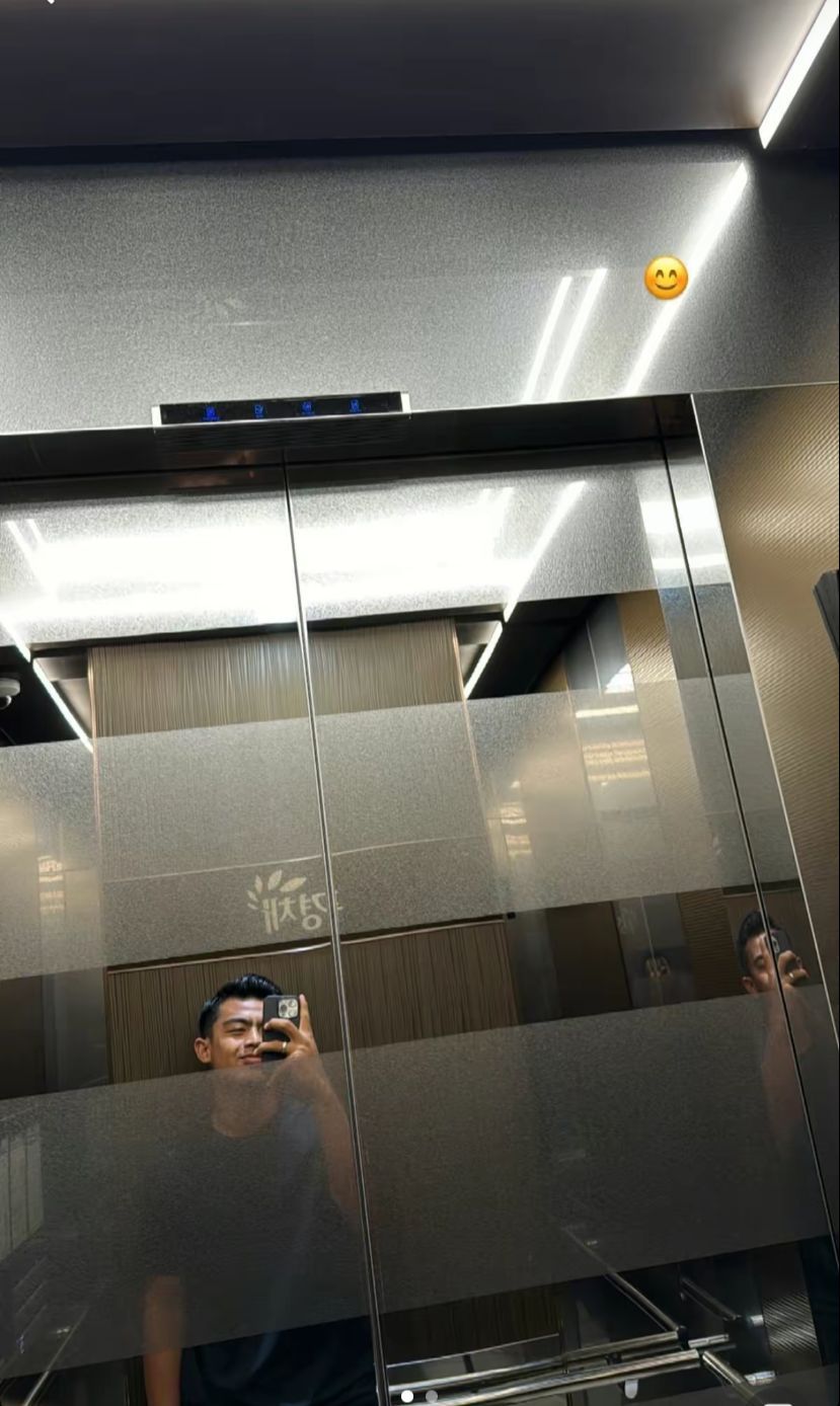 Apartemen Pratama Arhan dan Azizah Salsha di Korea