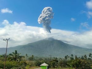 Status Siaga Darurat Bencana di Flores Timur Diperpanjang hingga 25 September Status Siaga Darurat Bencana di Flores Timur Diperpanjang hingga 25 September