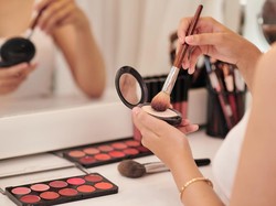 5 Bedak yang Mengandung SPF untuk Melindungi Kulit dari Sinar Matahari