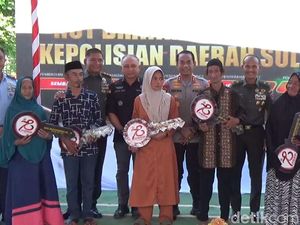 Kapolda Sulsel Umrahkan 5 Penggali Kubur-Pemandi Jenazah di Maros