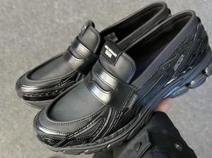 Tren Loafer-Sneakers Makin Nyata, Tawarkan Infusi Gaya Classy yang Sporty Tren Loafer-Sneakers Makin Nyata, Tawarkan Infusi Gaya Classy yang Sporty
