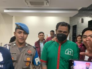 Penampakan Virgoun Berbaju Tahanan Penampakan Virgoun Berbaju Tahanan