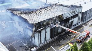 Potret Pabrik Baterai Lithium di Korsel Kebakaran