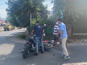 Dua Pemotor Bertabrakan di Jalan Lintas Sumbawa-Bima, Satu Tewas Dua Pemotor Bertabrakan di Jalan Lintas Sumbawa-Bima, Satu Tewas