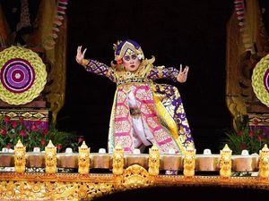 Kisah Pradnya Larasari Melestarikan Seni Bali Melalui Sanggar Tari Kisah Pradnya Larasari Melestarikan Seni Bali Melalui Sanggar Tari