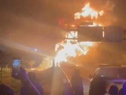 Truk Tangki Terbakar di Tol Ngawi Muat 16 Ribu Liter Pertalite dari Madiun