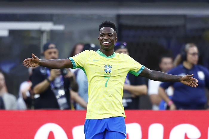 INGLEWOOD, CALIFORNIA - JUNE 24: Vinicius Junior of Brazil gestures during the CONMEBOL Copa America 2024 Group D match between Brazil and Costa Rica at SoFi Stadium on June 24, 2024 in Inglewood, California. (Photo by Ronald Martinez/Getty Images)