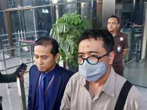 Diperiksa KPK soal Korupsi APD, Eks Pejabat Kemenkes Bicara Perintah Jabatan Diperiksa KPK soal Korupsi APD, Eks Pejabat Kemenkes Bicara Perintah Jabatan