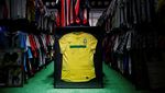 Gokil! Pria Brasil Pecahkan Rekor Koleksi Kaus Bola Terbanyak di Dunia