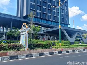 Akomodasi di NTB Naik Gila-gilaan Jelang MotoGP, Ada Vila Rp 27 Juta Semalam Akomodasi di NTB Naik Gila-gilaan Jelang MotoGP, Ada Vila Rp 27 Juta Semalam