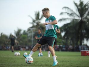 Alasan Kim Kurniawan Tetap Bela PSS Sleman Meski di Liga 2
