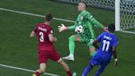 Foto: Aksi Lukasz Skorupski Bikin Prancis Gigit Jari Gagal Juara Grup