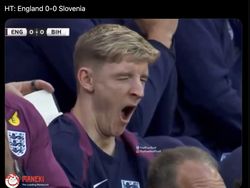 Meme Nonton Inggris Bikin Ngantuk, Taktik Southgate Dipertanyakan