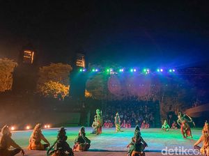 Menikmati Kisah Sendratari Ramayana Prambanan Tanpa Dialog Menikmati Kisah Sendratari Ramayana Prambanan Tanpa Dialog