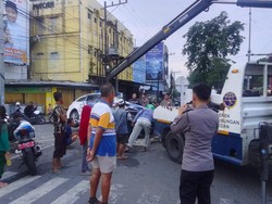 Mazda 6 Estate Mobil Dinas Polisi Ditabrak Terios, Begini Kronologinya