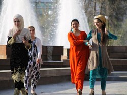 Selain Hijab, Tajikistan Larang Beberapa Tradisi Muslim Lainnya