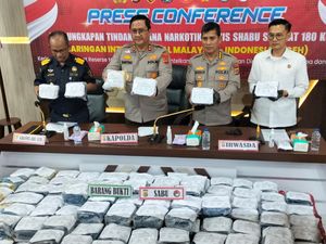 Polisi Tangkap 2 Pemasok 180 Kg Sabu dari Malaysia ke Aceh