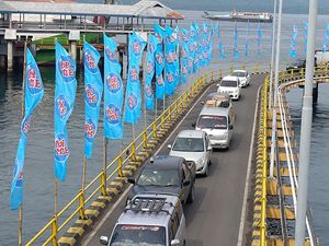 Sempat Tersendat 2 Hari, Penyeberangan Ketapang Banyuwangi Kembali Normal Sempat Tersendat 2 Hari, Penyeberangan Ketapang Banyuwangi Kembali Normal
