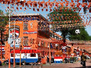 Potret Jalanan di Belanda Jadi Oranye Semarakkan Euro 2024