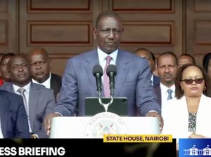 Presiden Kenya Batalkan Kenaikan Pajak Seusai Demo Berdarah Presiden Kenya Batalkan Kenaikan Pajak Seusai Demo Berdarah
