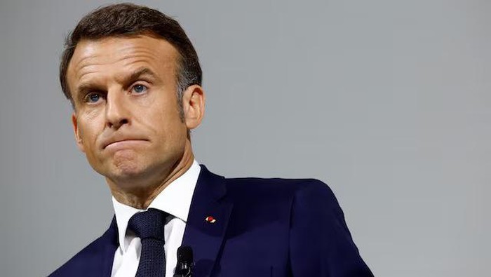 French President Emmanuel Macron reacts during a press conference about the priorities of his Renaissance party and its allies ahead of the early legislative elections in Paris, France, June 12, 2024. REUTERS/Stephane Mahe/ File Photo Purchase Licensing Rights, opens new tab