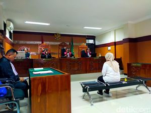 Pembunuh Debt Collector di Sukabumi Divonis 15 Tahun! Pembunuh Debt Collector di Sukabumi Divonis 15 Tahun!