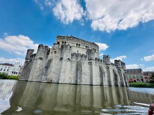 Awal Musim Panas di Kota Gent Belgia, Cantik Banget! Awal Musim Panas di Kota Gent Belgia, Cantik Banget!