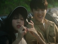 Lirik Lagu Young Ji feat D.O Small Girl Lengkap dengan Terjemahannya