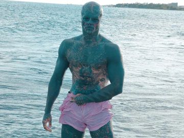 Potret Pria Nekat Modifikasi Tubuh agar Mirip Alien, Transformasinya Bikin Melongo Potret Pria Nekat Modifikasi Tubuh agar Mirip Alien, Transformasinya Bikin Melongo