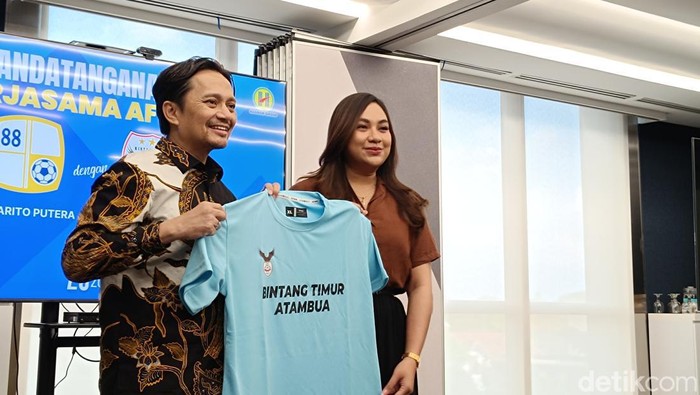Barito Putera melakukan gebrakan menyambut Liga 1 2024/2025. Bekantan Hamuk haru saja meneken kerjasaman dengan SSB Bintang Timur Atambua.