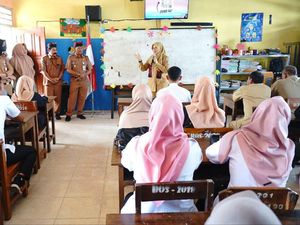 Bupati Ipuk Tegaskan PPDB Banyuwangi Tanpa Pungutan Bupati Ipuk Tegaskan PPDB Banyuwangi Tanpa Pungutan