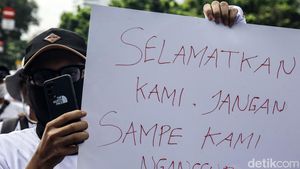 Aksi Pekerja Tekstil Tolak Kebijakan Impor yang Pro Asing