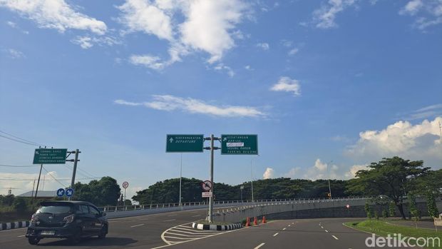 Jalur cabang 3 Bandara Sultan Hasanuddin, Makassar