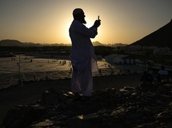 Video Jabal Uhud, Gunung yang Jadi Saksi Luka Rasulullah