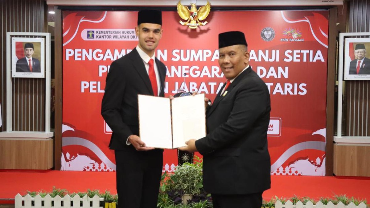 Jens Raven sah menjadi WNI. (Foto: dok.Kanwilkumham DKI Jakarta)