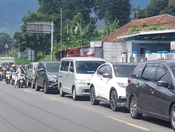 Masa Libur Sekolah, Lalin di Kawasan Puncak Bogor Macet Sore Ini