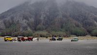 Kebakaran di Gunung Bromo Padam, Begini Dampaknya