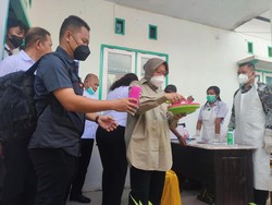 Mensos Risma Bangun Lumbung Sosial Tangani Penyakit Kusta di Tanimbar Maluku